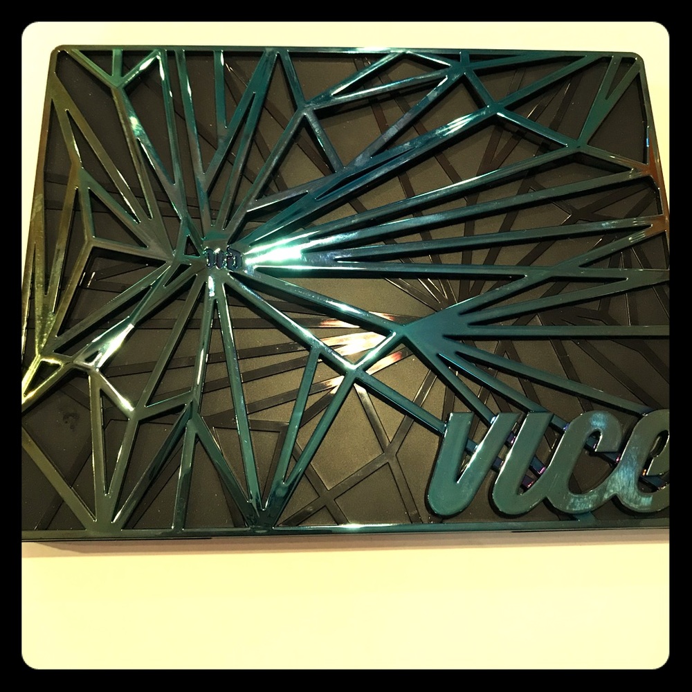 Urban decay vice 4 palette